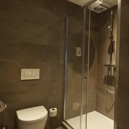 Ξενοδοχείο De Zoete Inval Haarlemmerliede