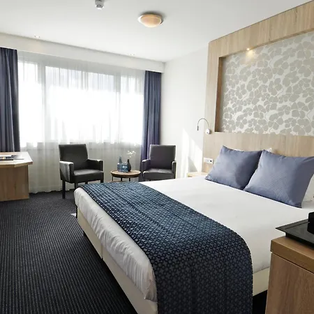 De Zoete Inval 4*