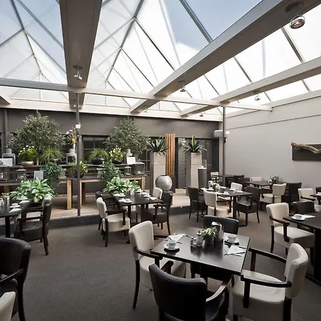 Hotel De Zoete Inval 4*