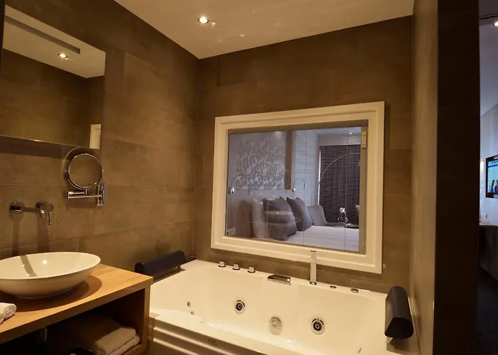 De Zoete Inval 4* ハールレメルリーデ